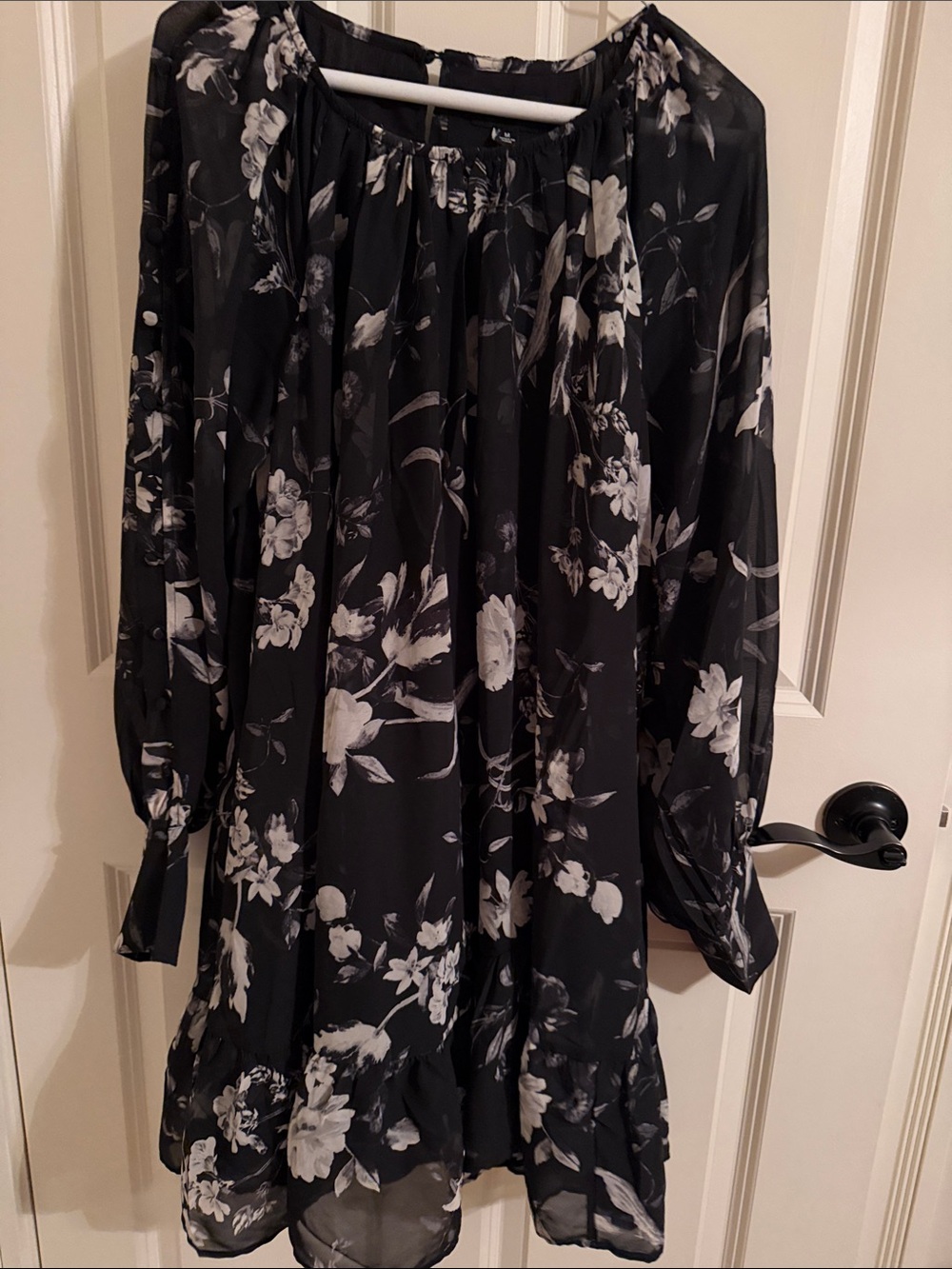 MSK Black Dress Label Detail